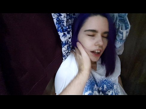 ❤️ Ketemu adhine ing lemari lan mbantu dheweke cum ❌ Saru ayu ing jv.assistirhentai.ru ️❤